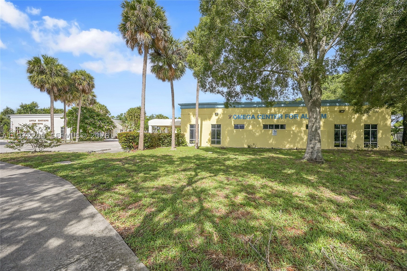 main property photo 14