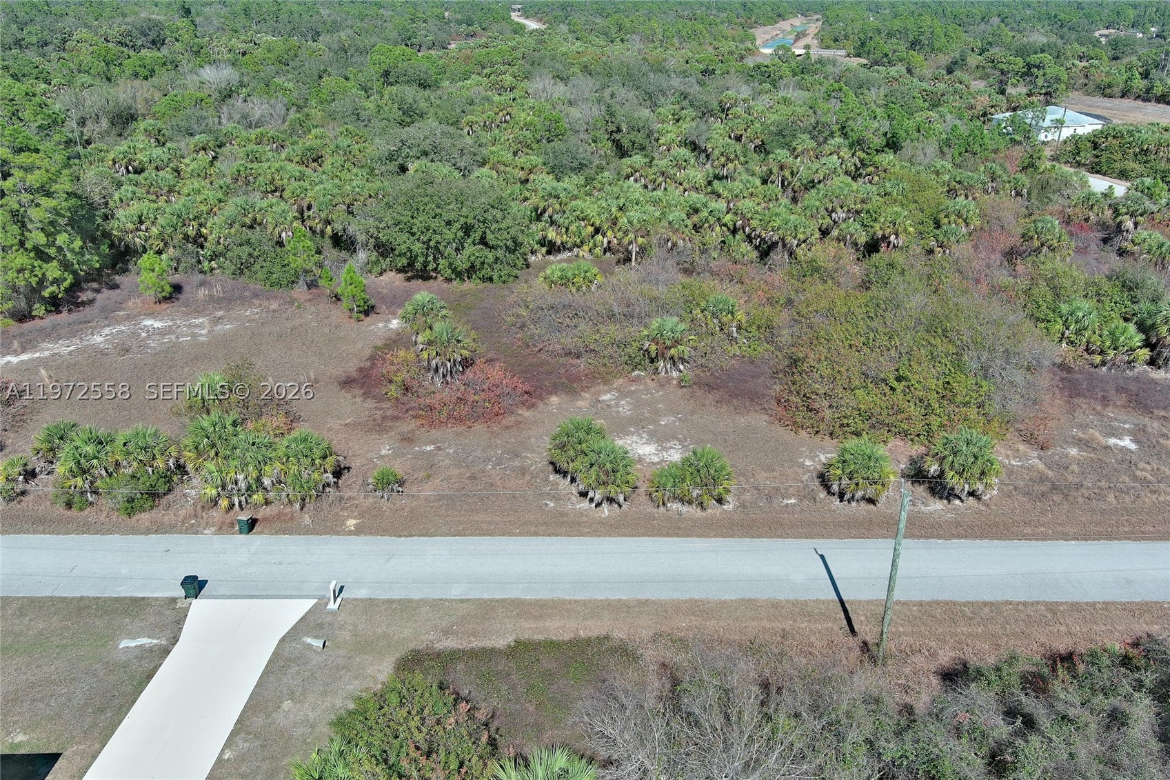 main property photo 17
