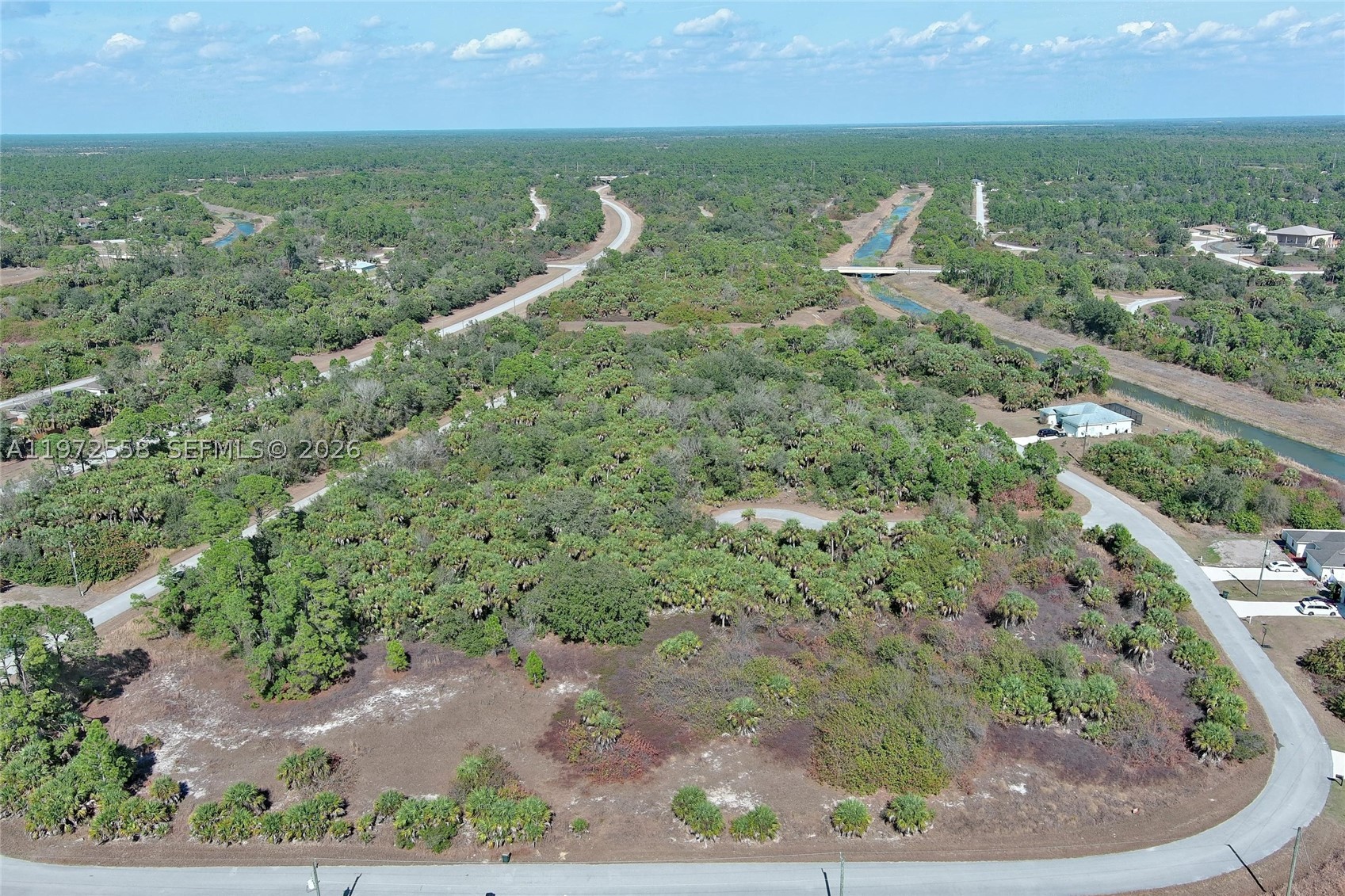 main property photo 23