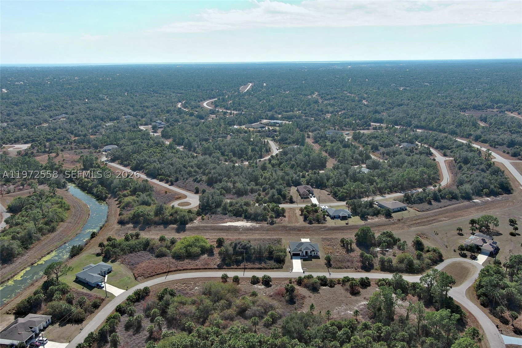 main property photo 25