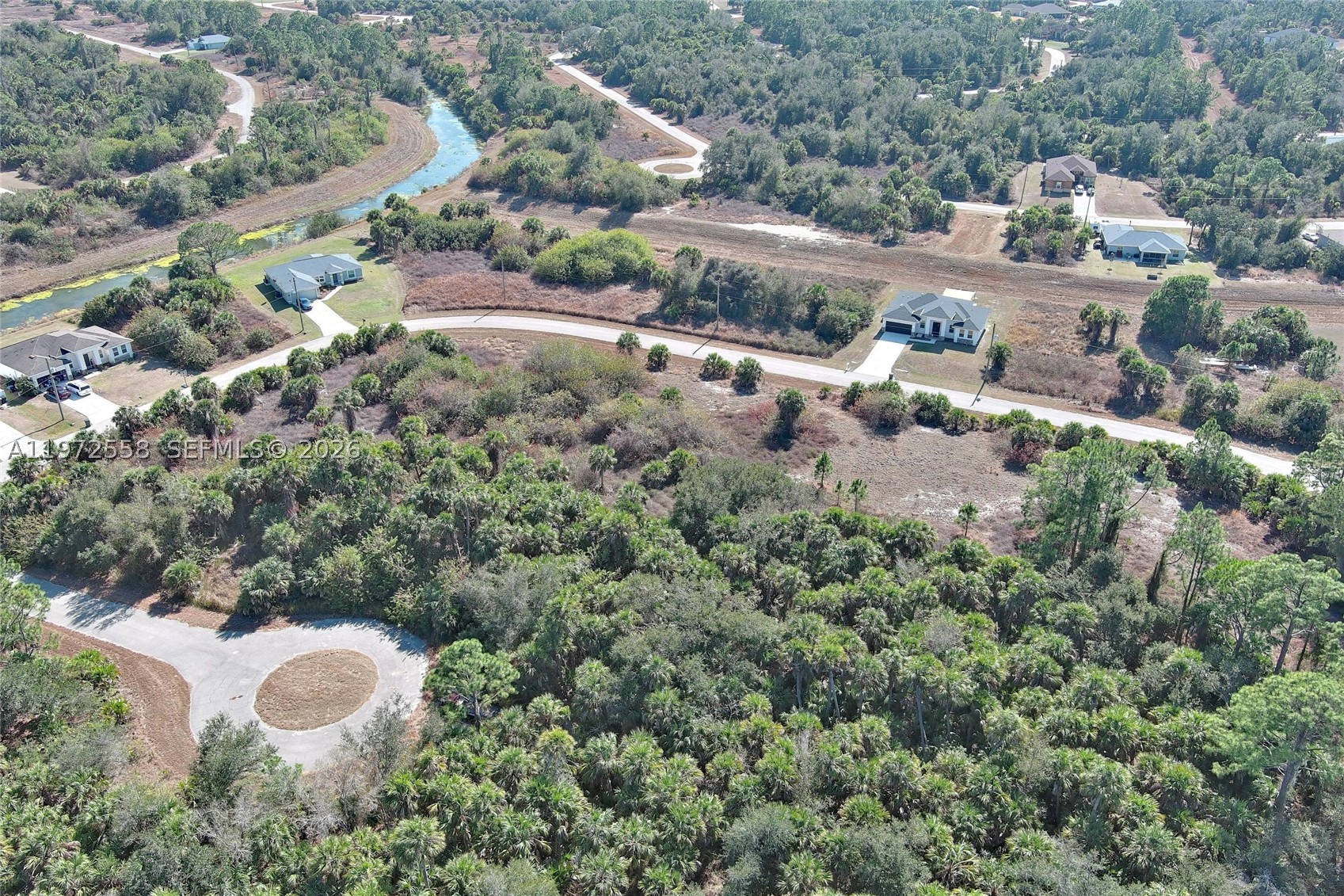 main property photo 30