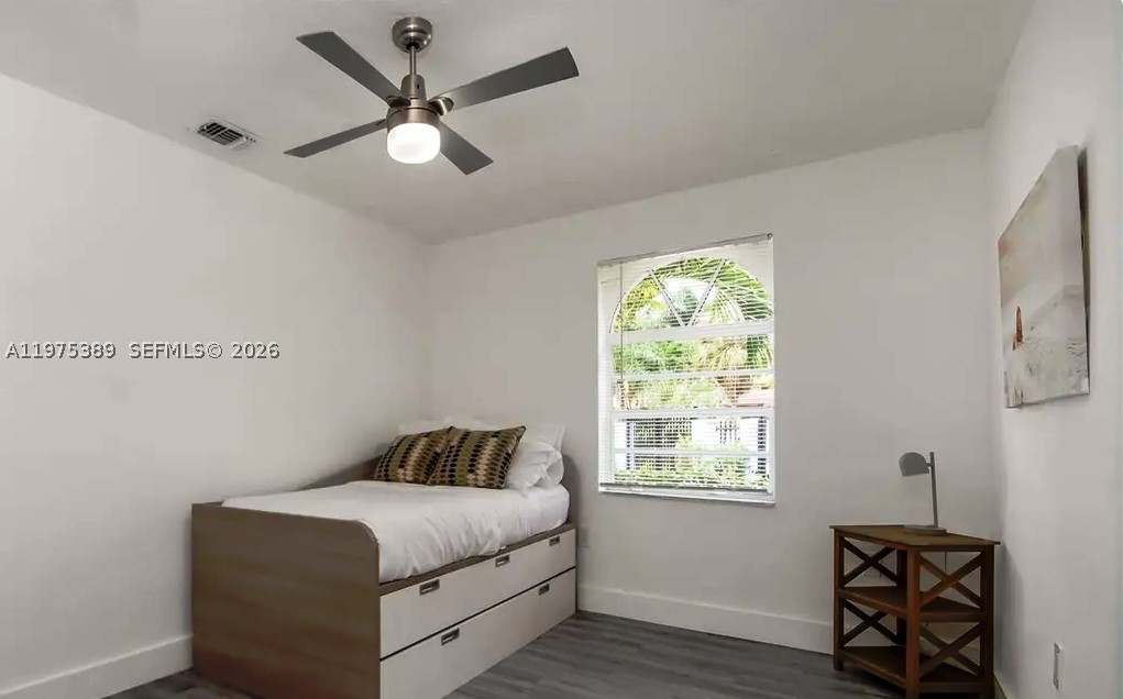 property viewer photo 7
