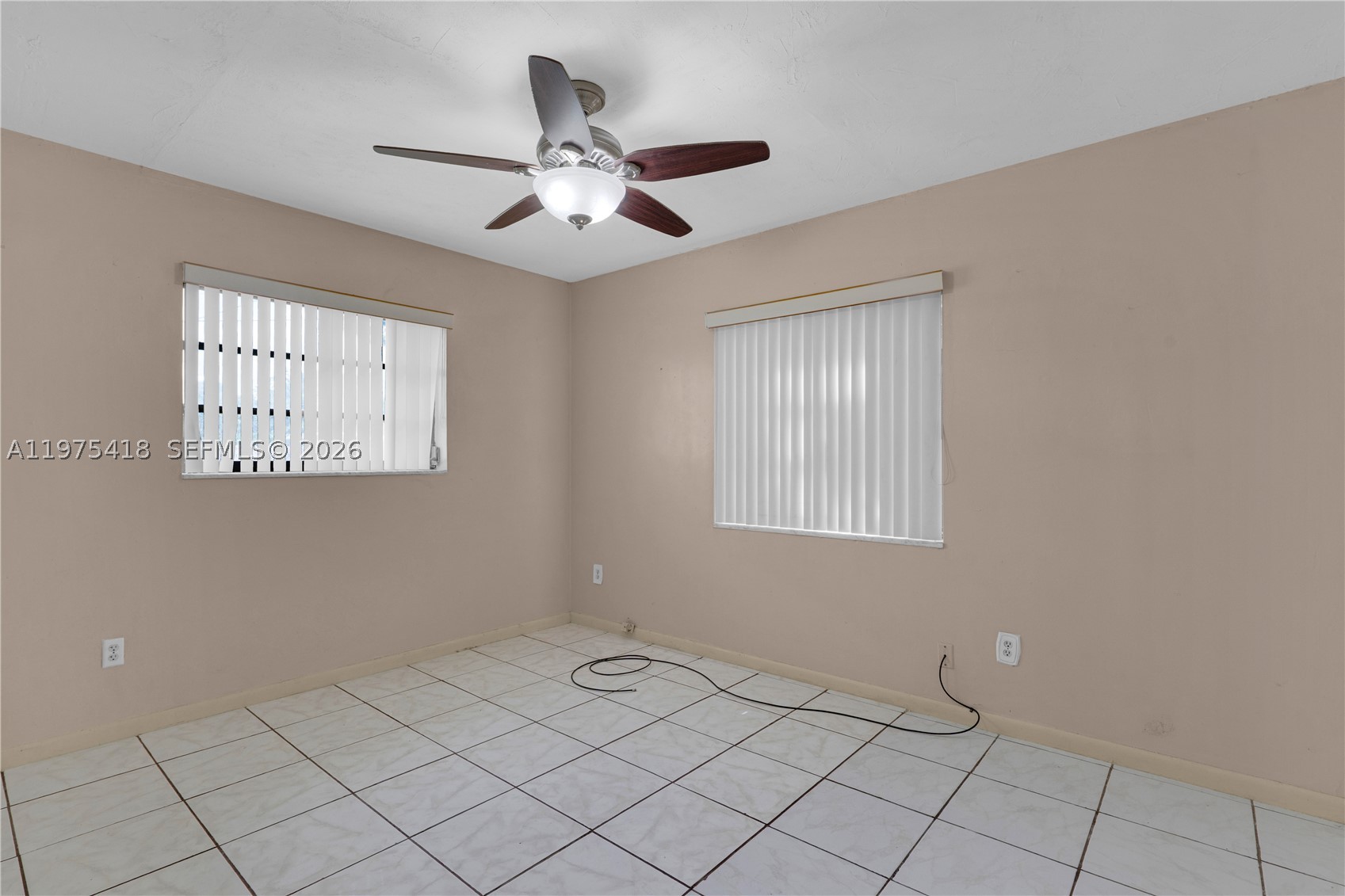 property viewer photo 10