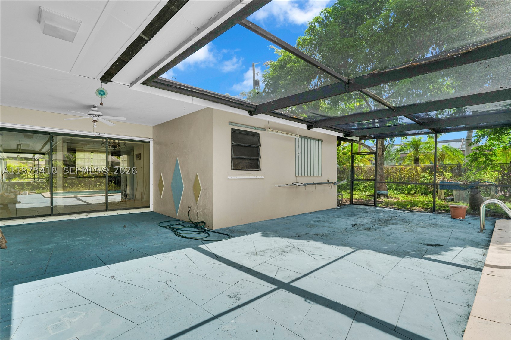 property viewer photo 26
