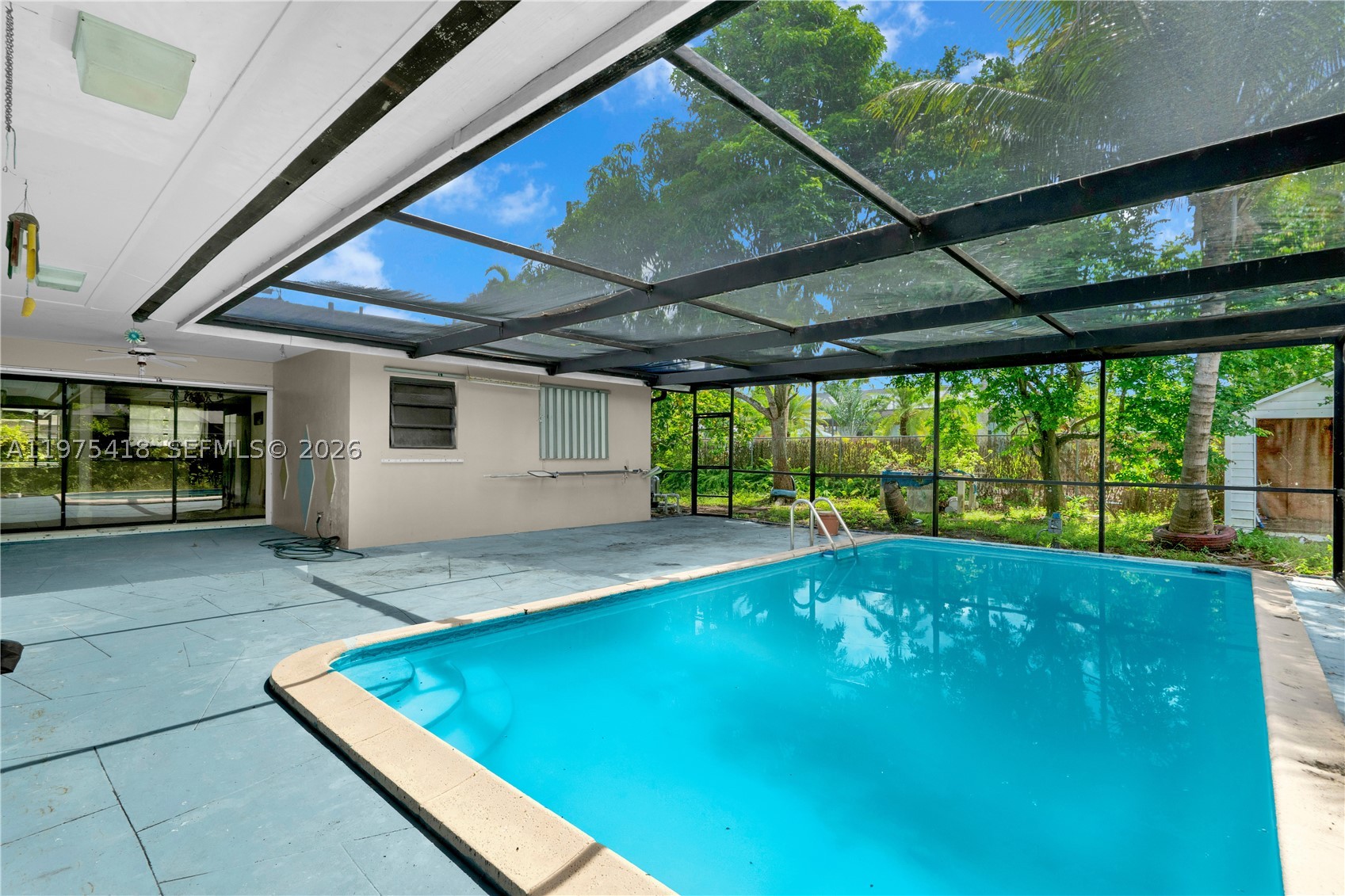property viewer photo 27
