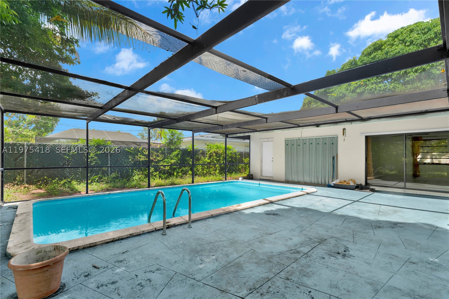 property viewer photo 28