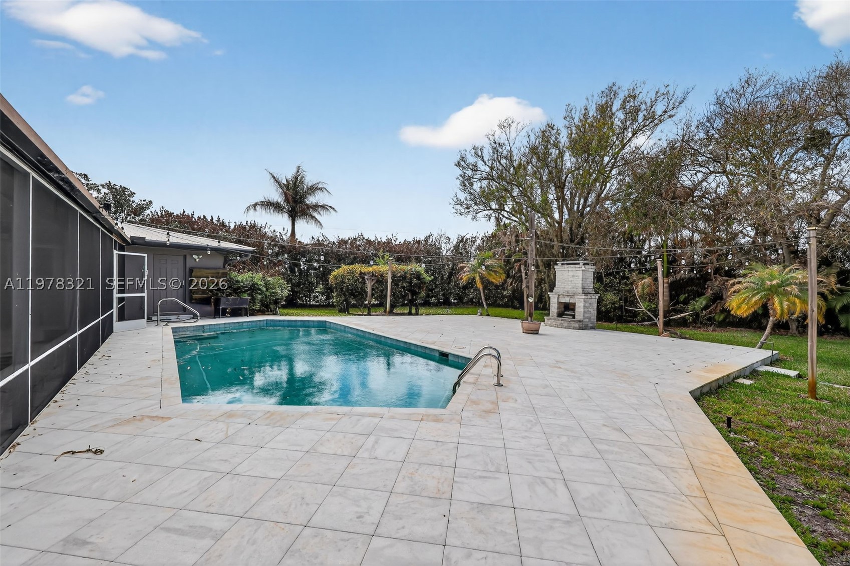 main property photo 74