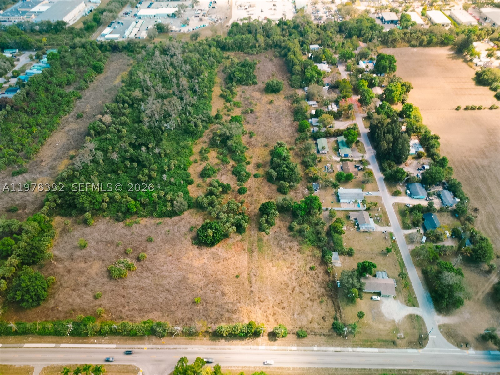 main property photo 23