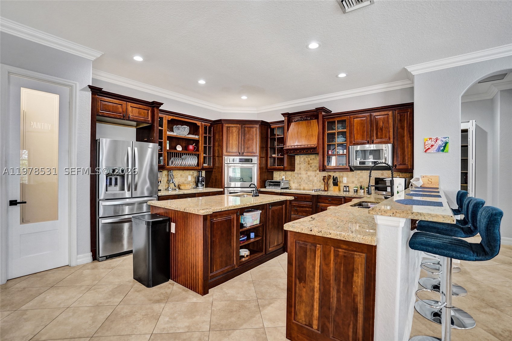main property photo 15
