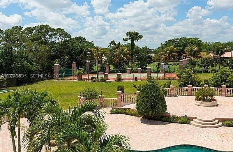 main property photo 37