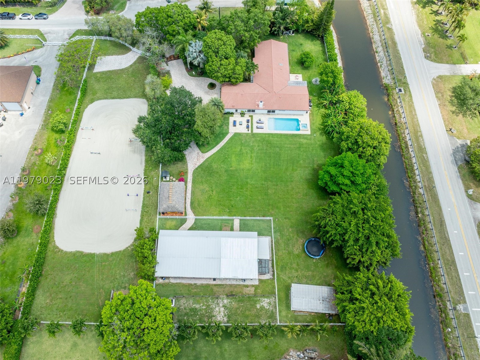 main property photo 58