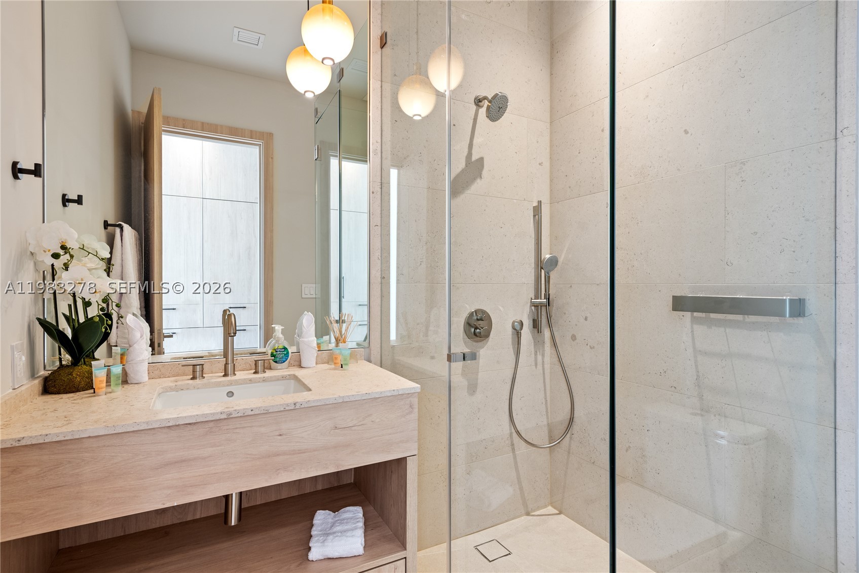 main property photo 77