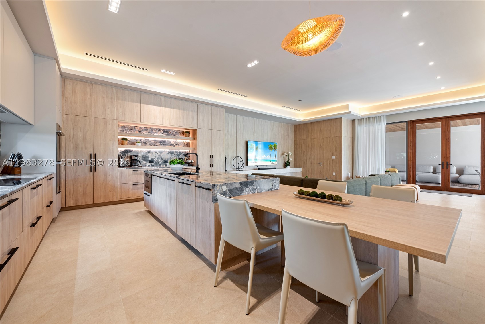 main property photo 78