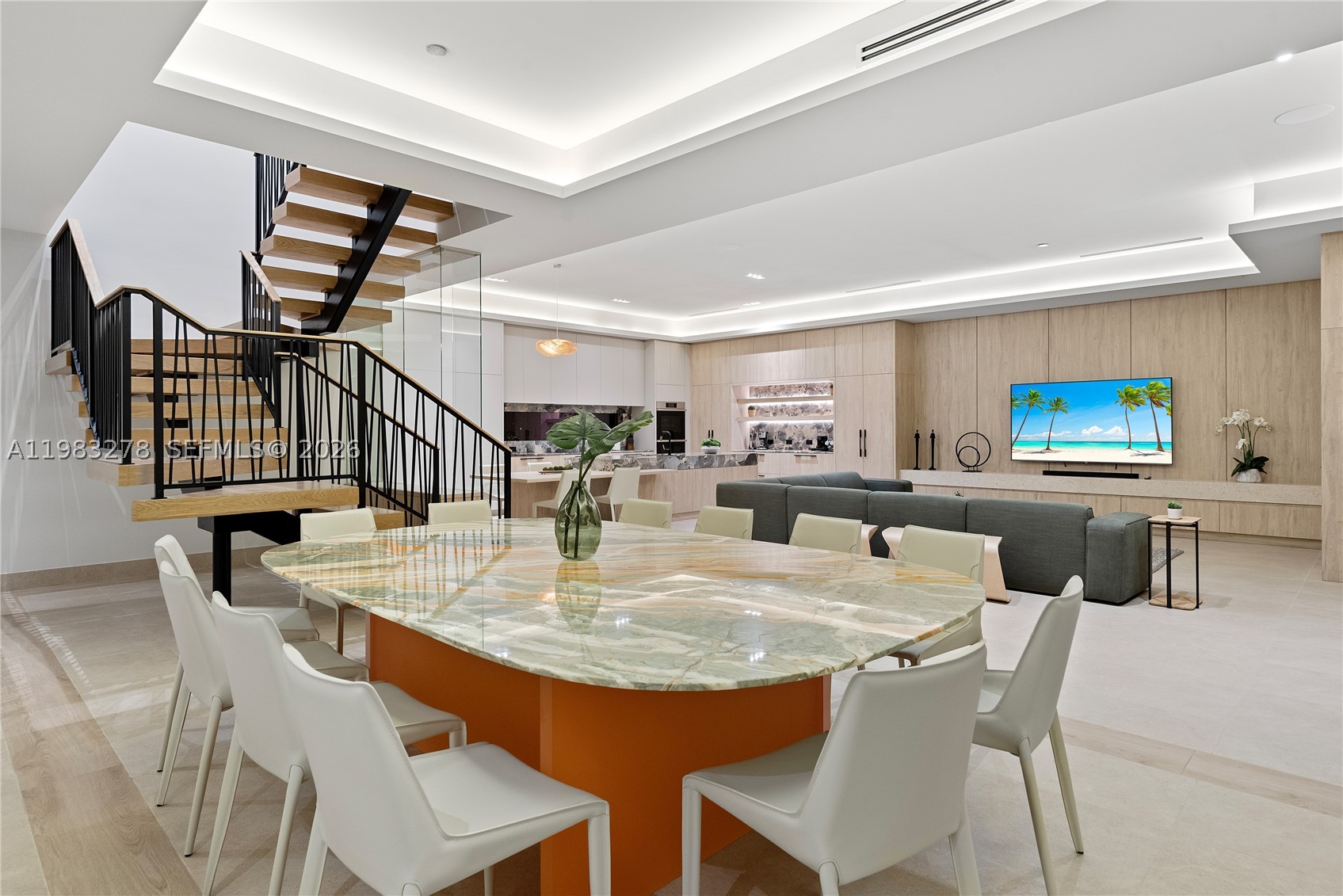 main property photo 89