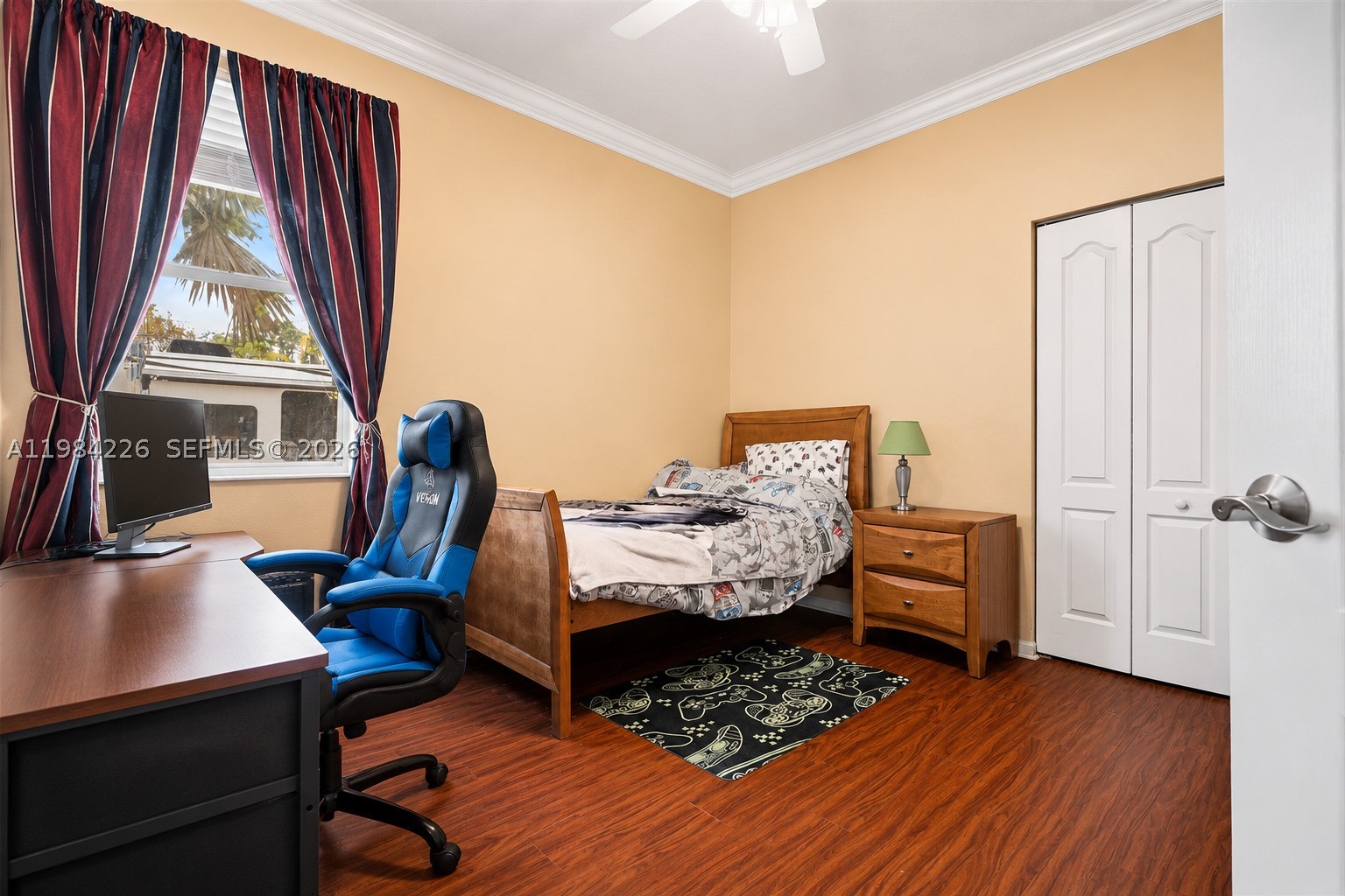 main property photo 17