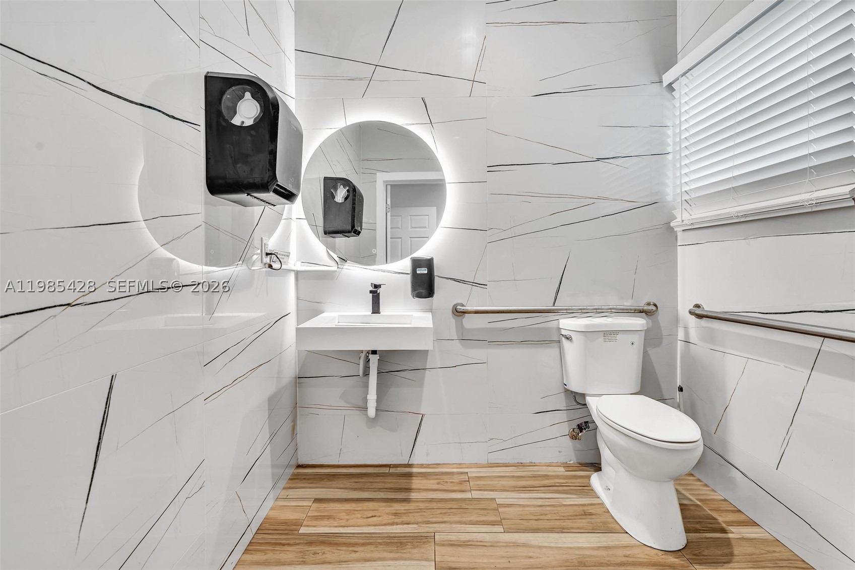 main property photo 44