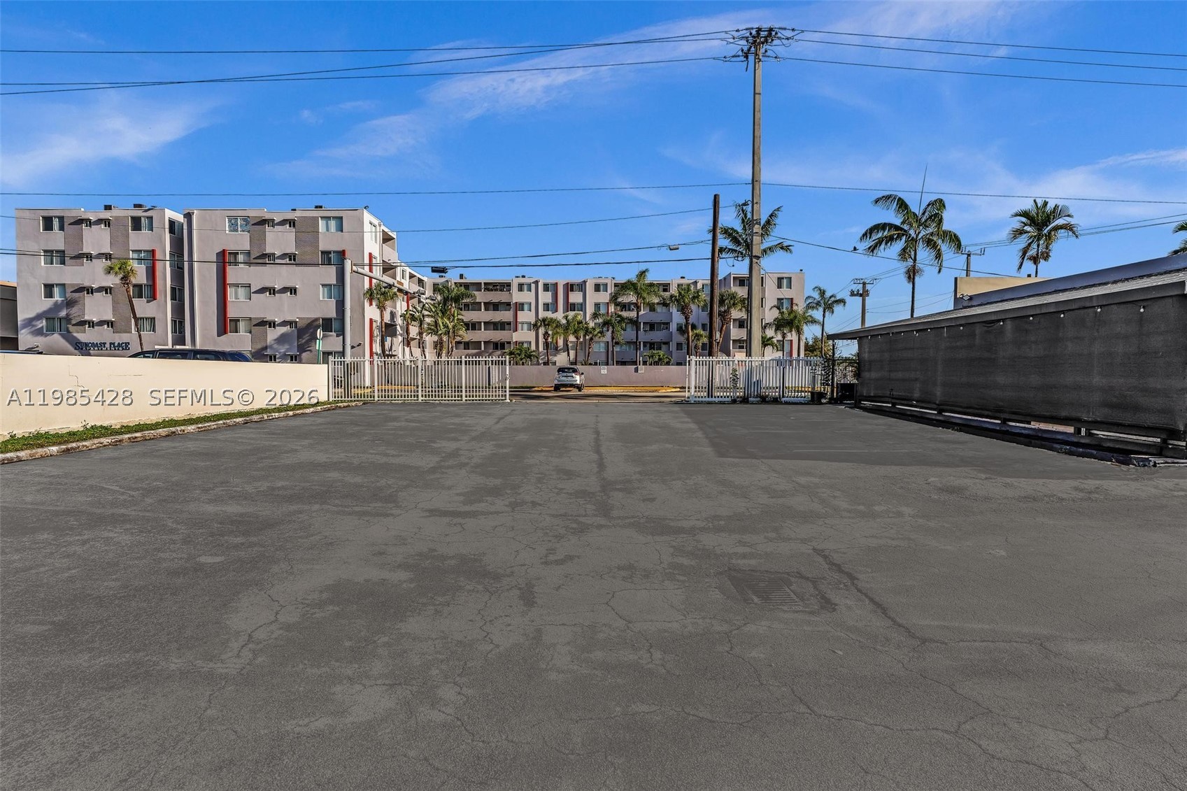 main property photo 50