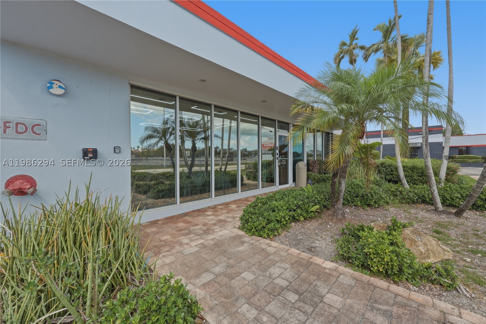 main property photo 19