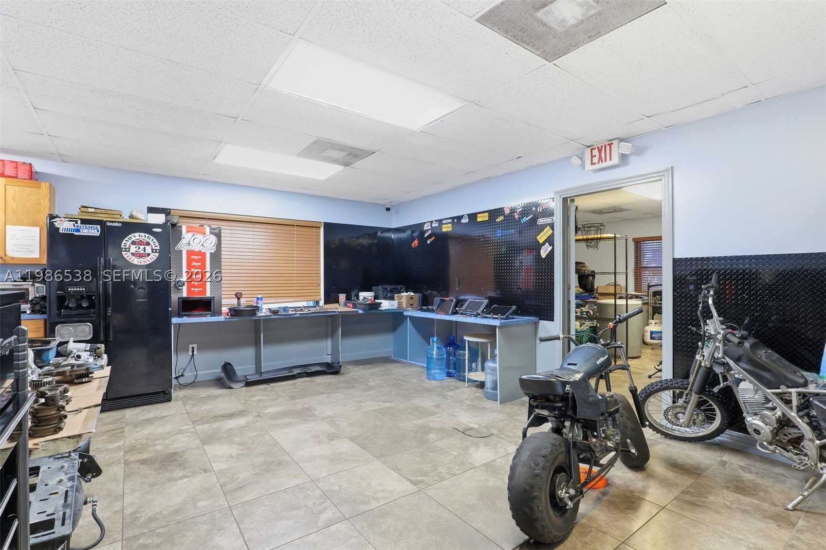 main property photo 12