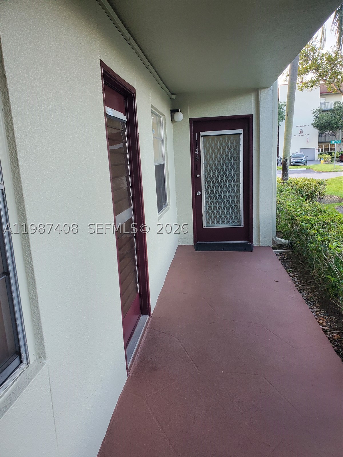 main property photo 19