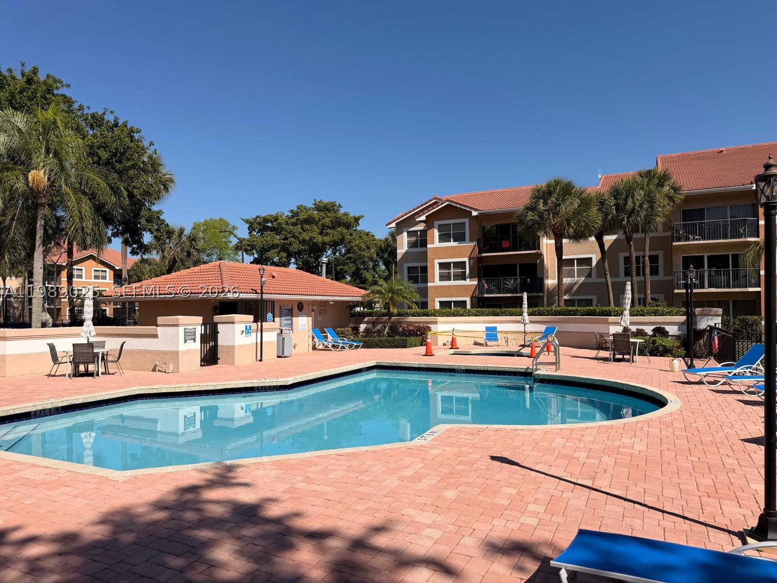 main property photo 24