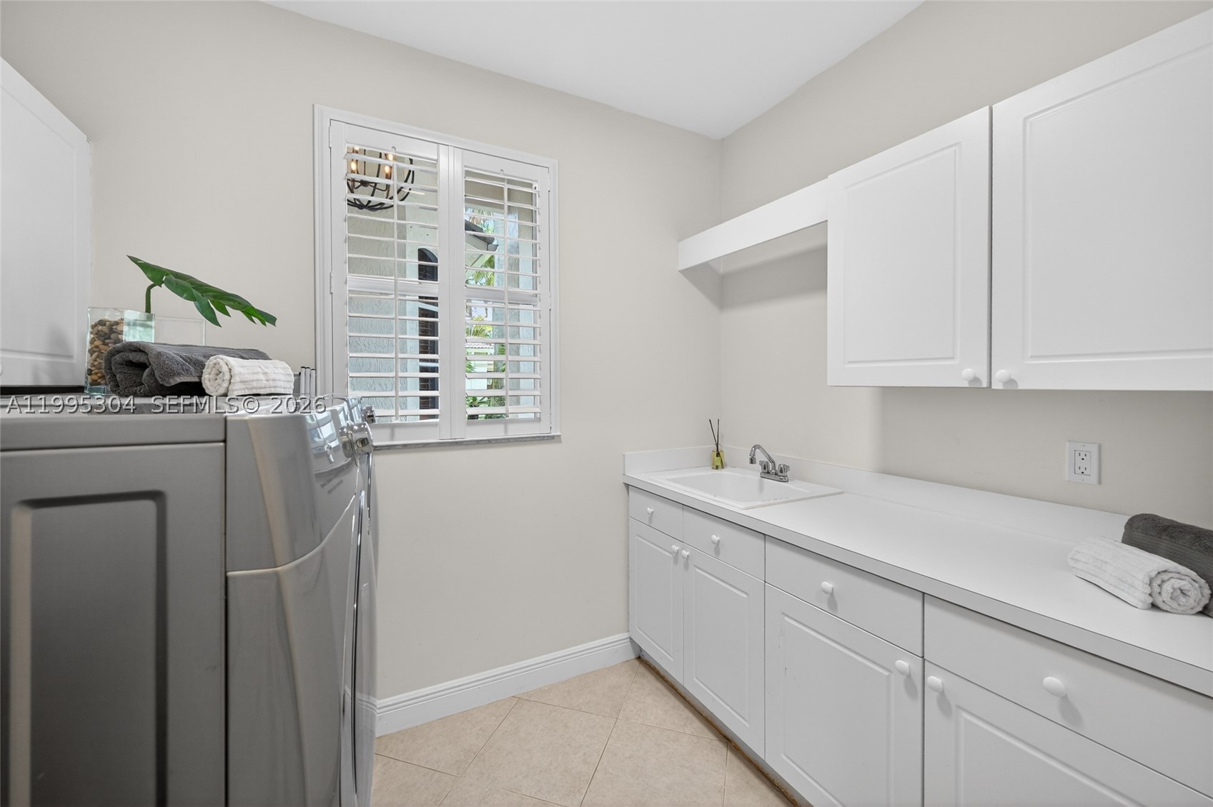 main property photo 70