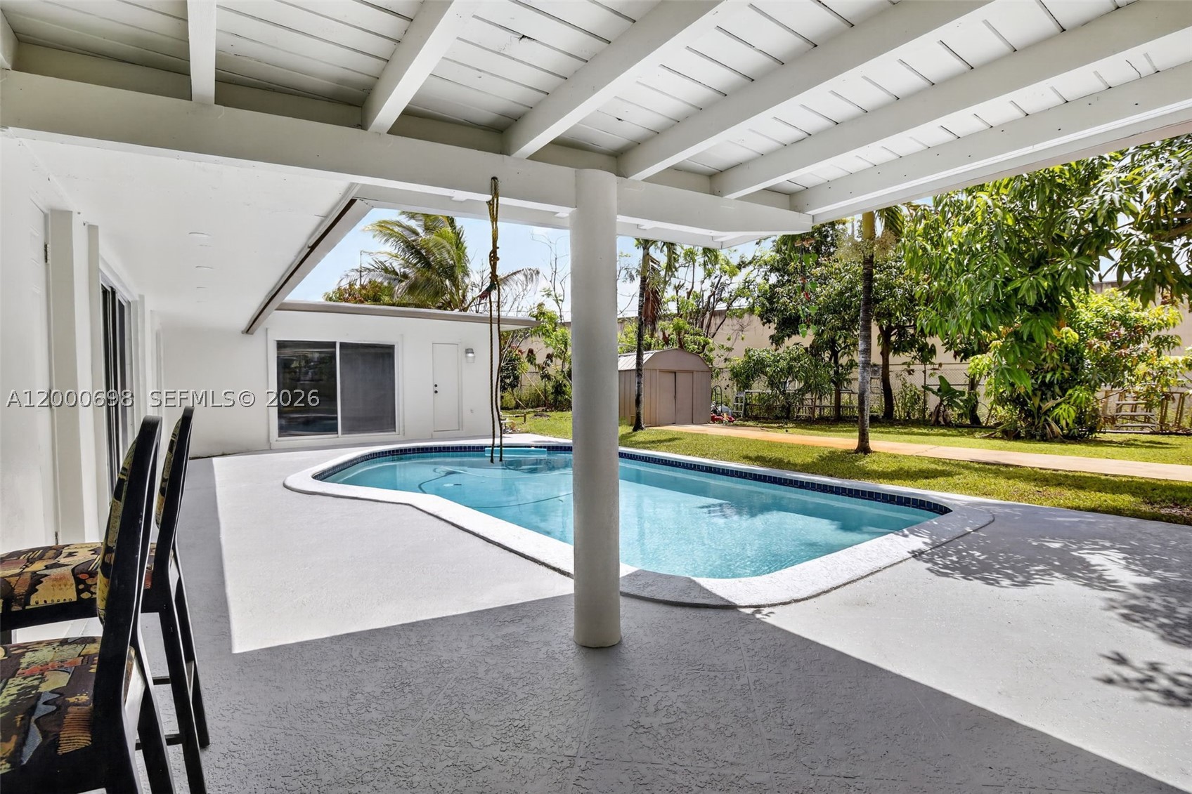 main property photo 24