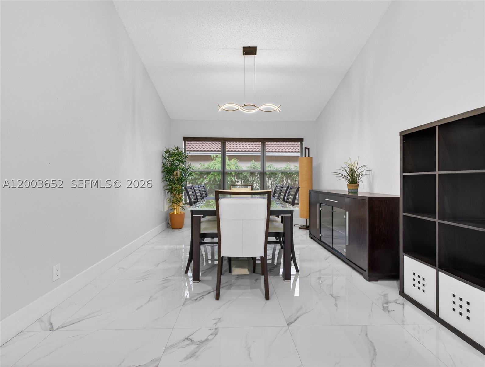 main property photo 77