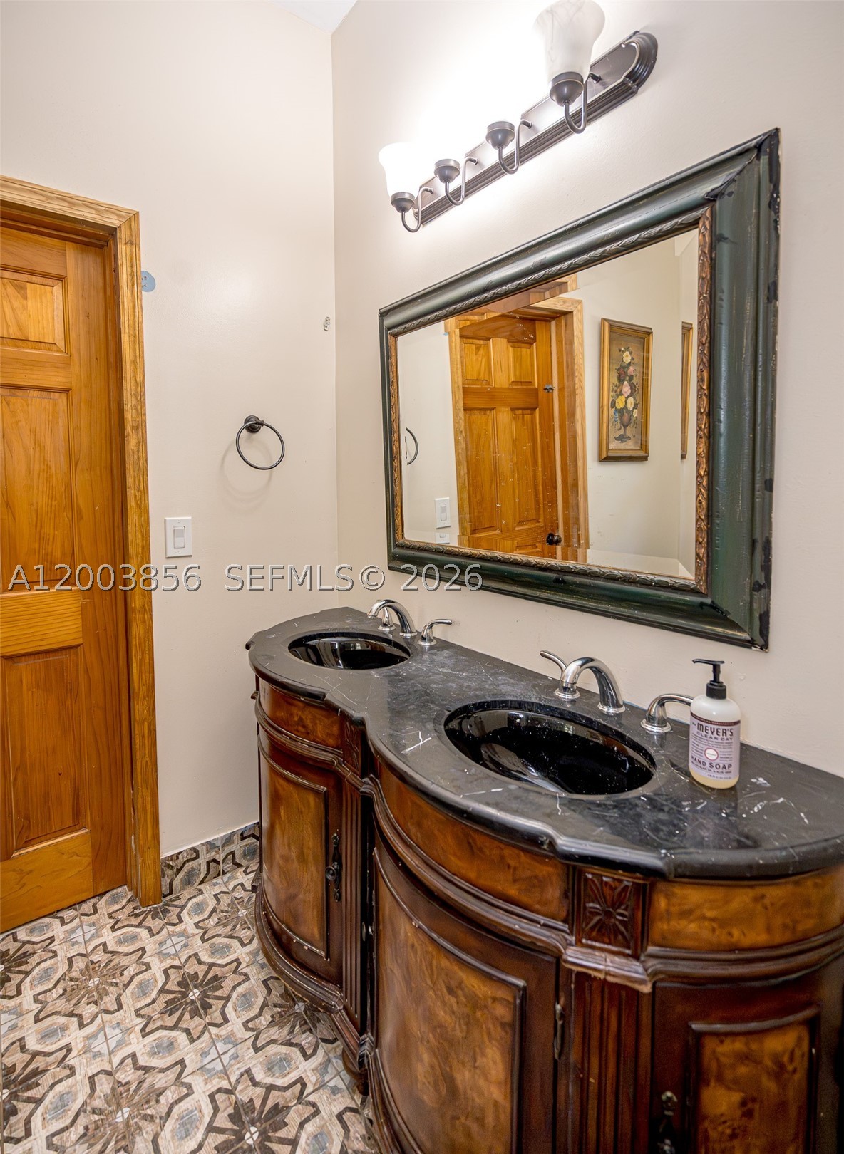 main property photo 54
