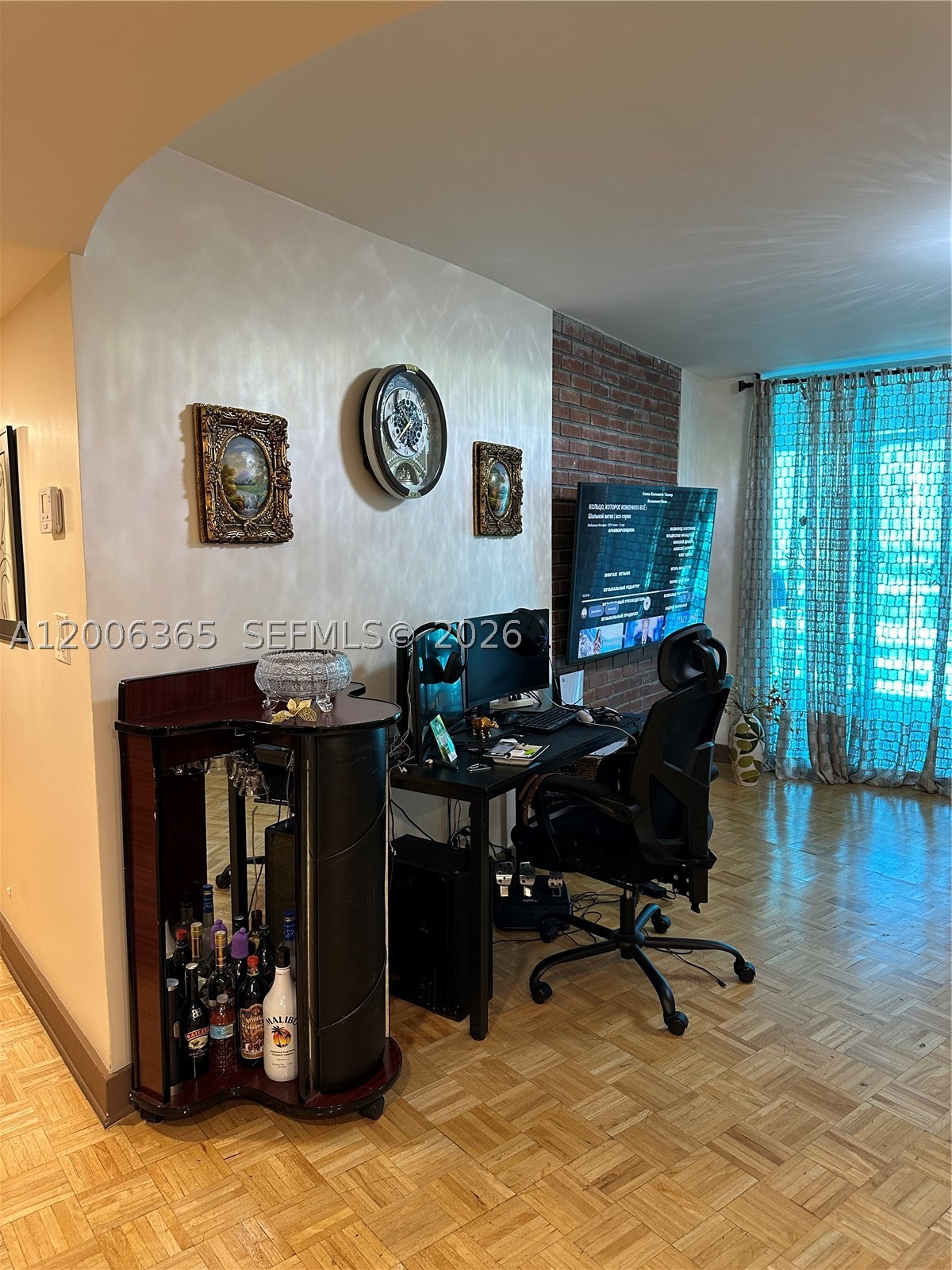 main property photo 17