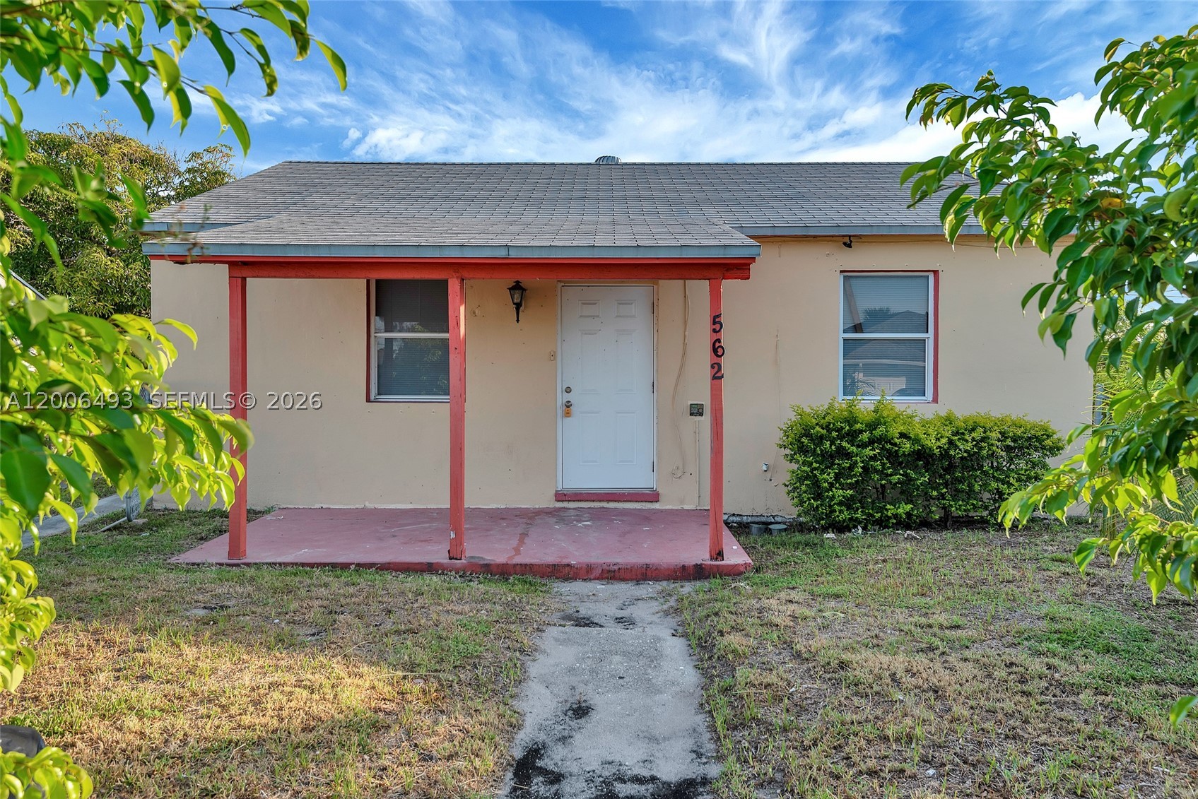 main property photo 13