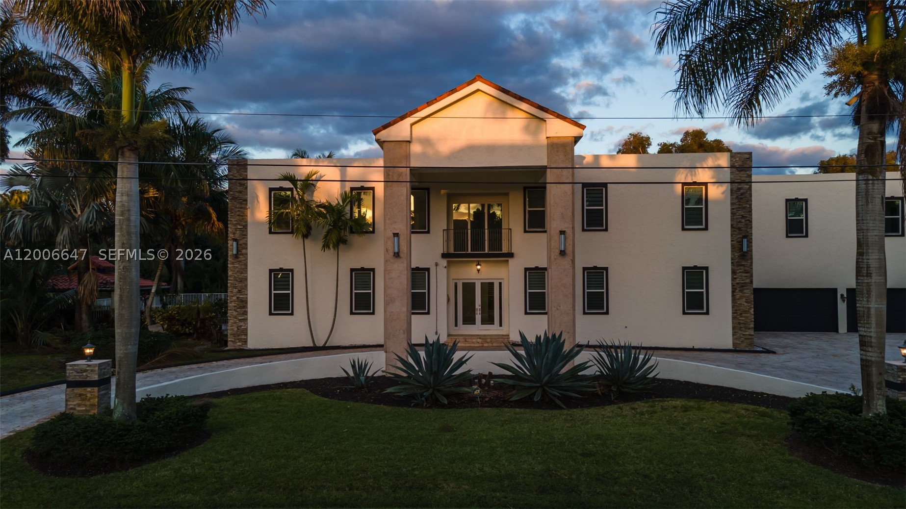 main property photo 16