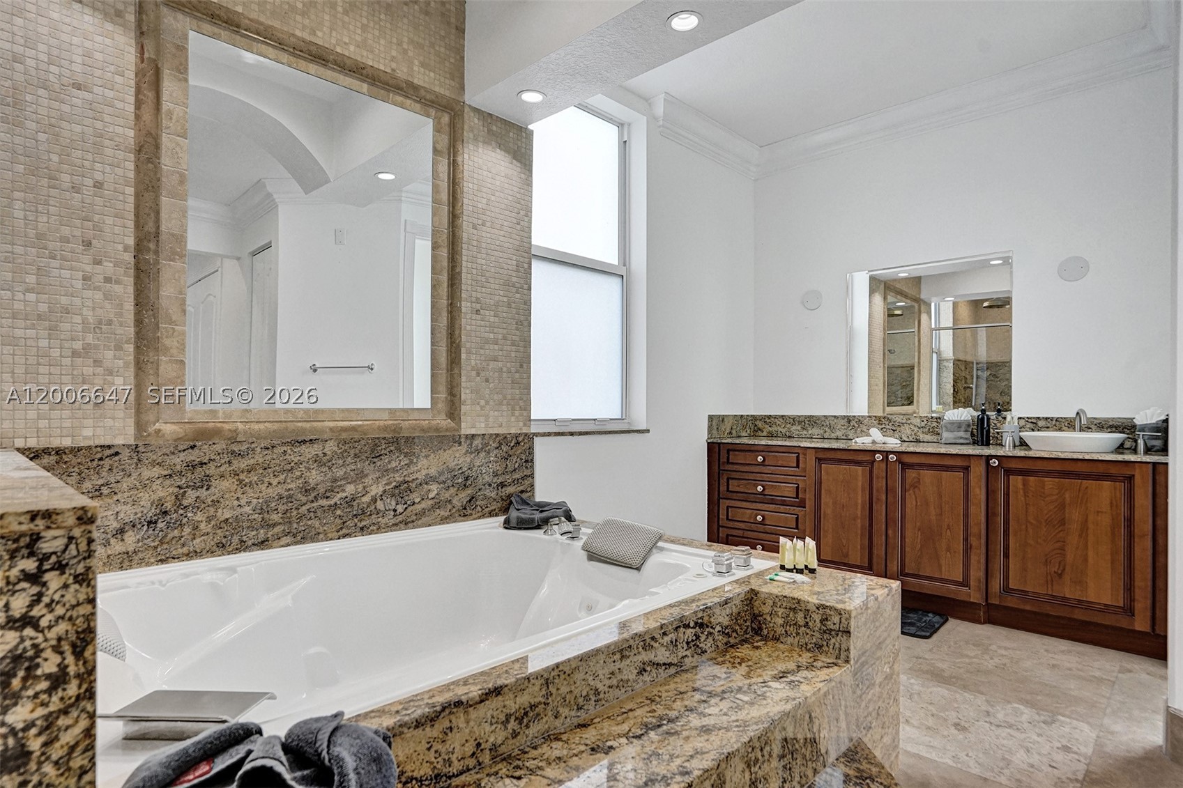 main property photo 85