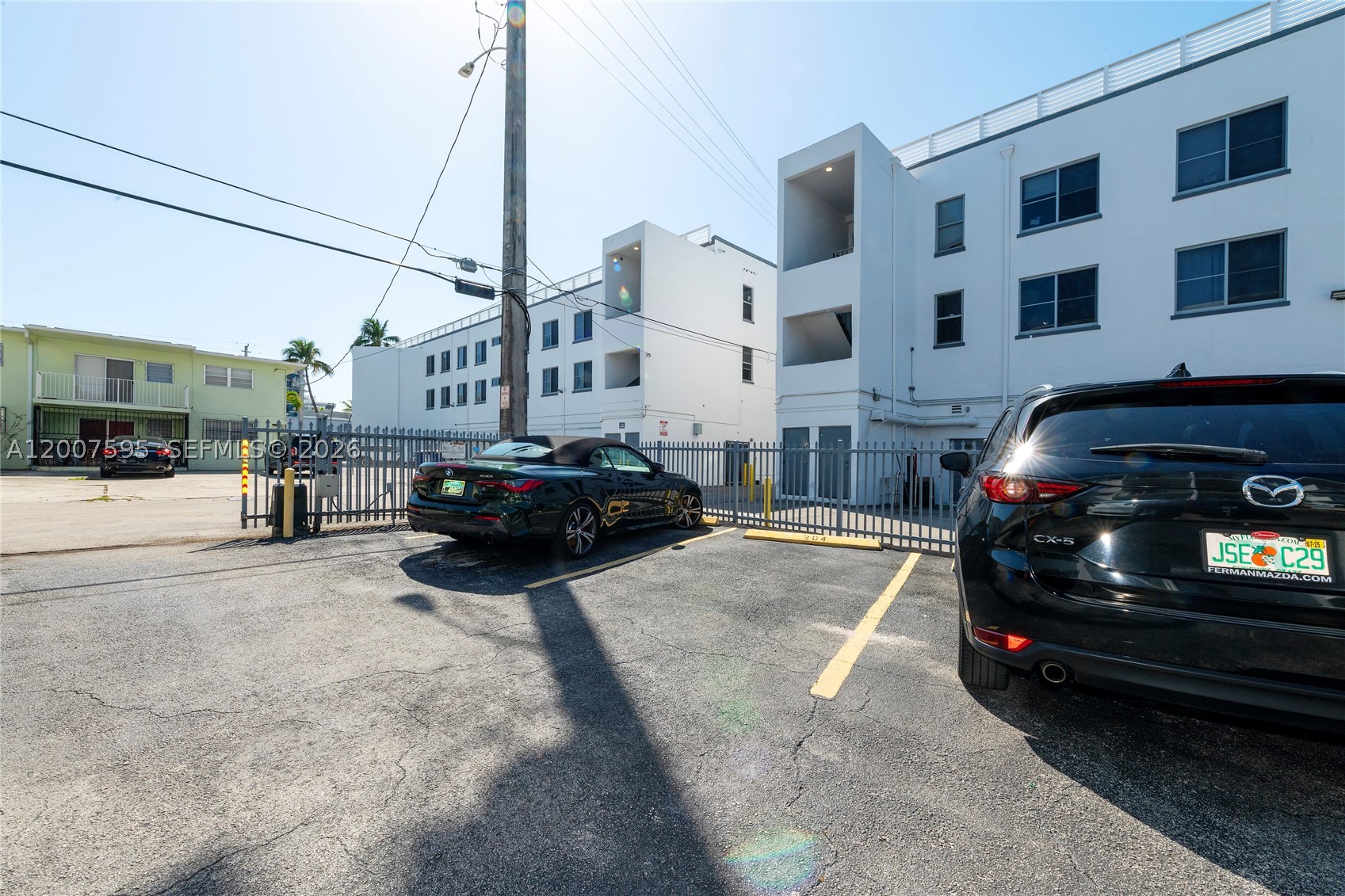 main property photo 18