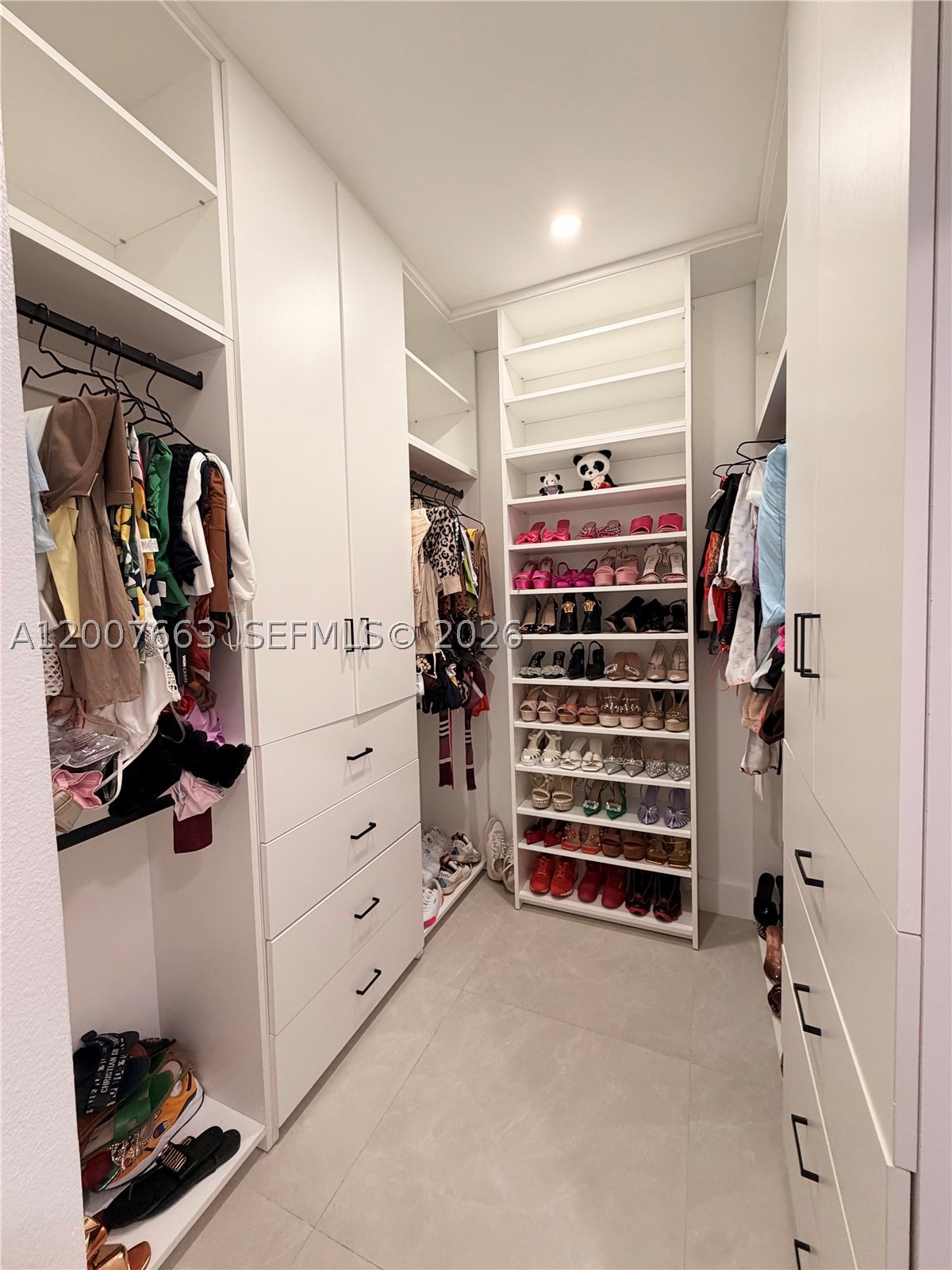 property viewer photo 13