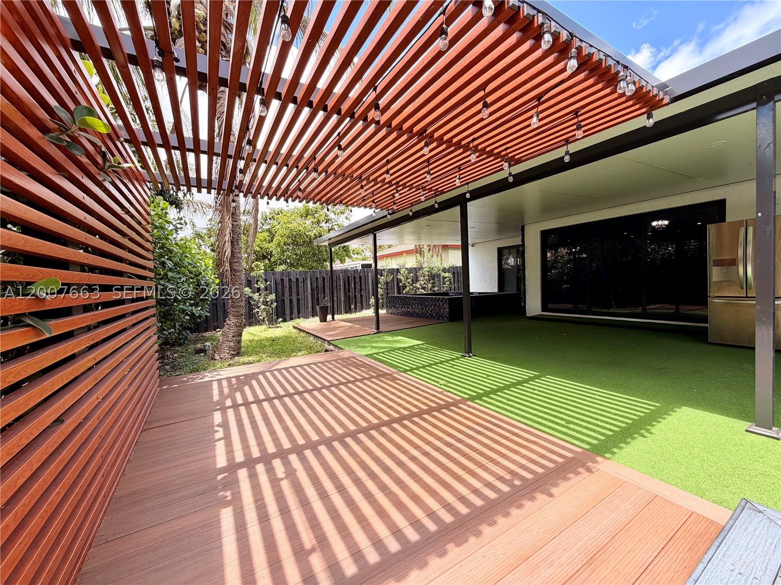 property viewer photo 21