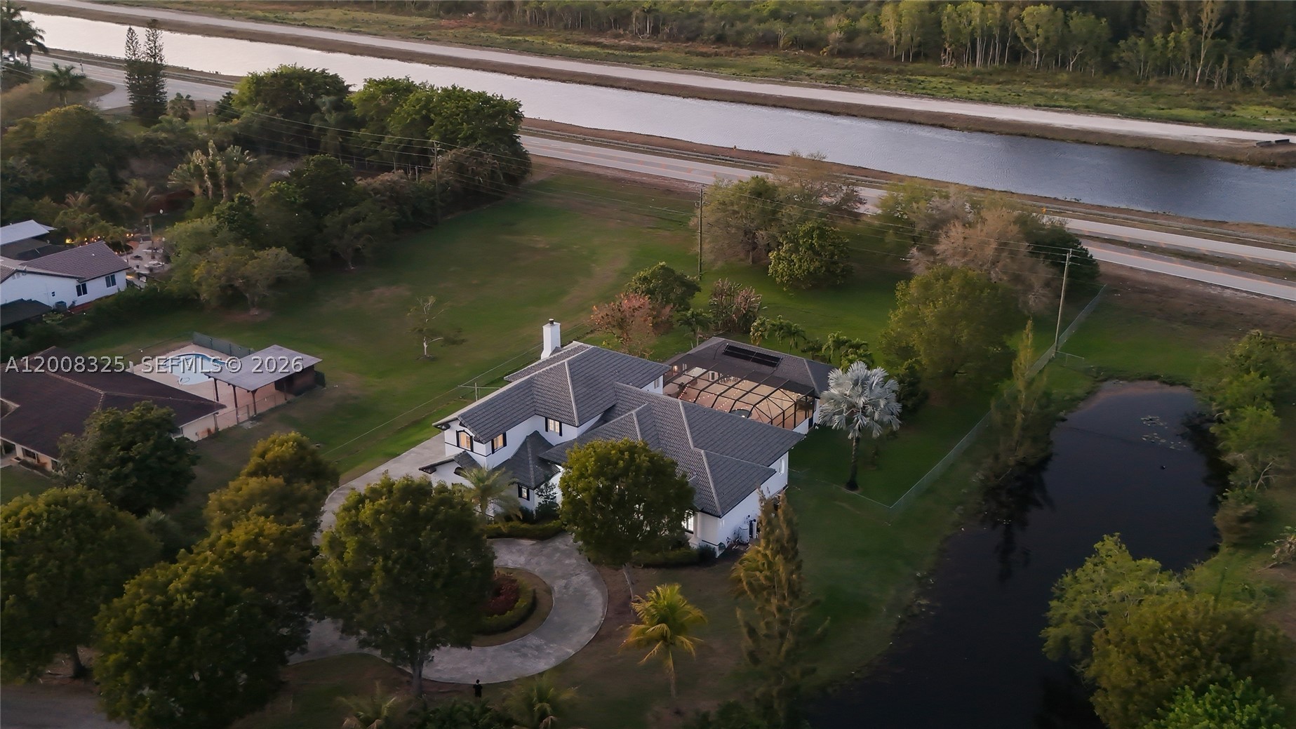 main property photo 50