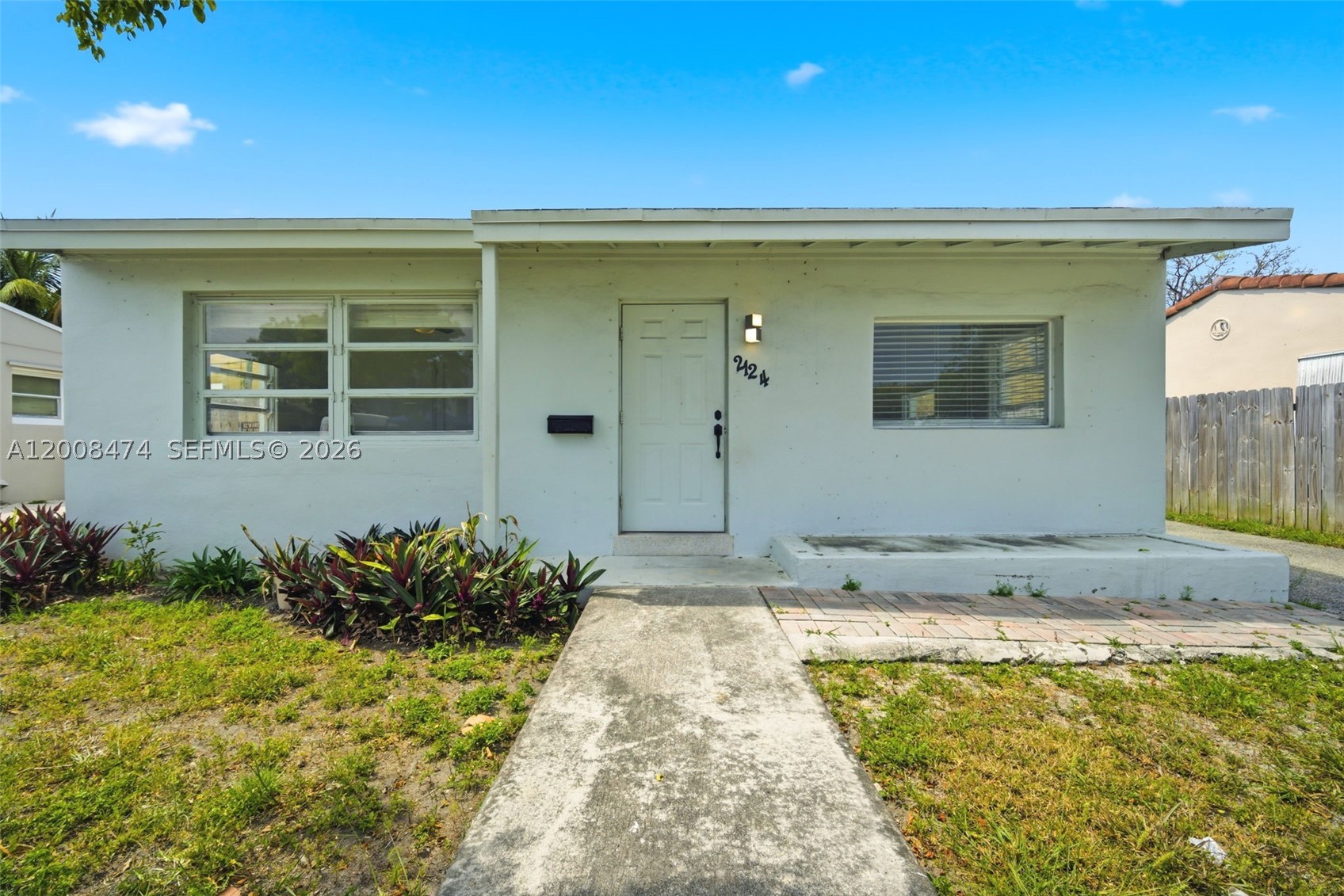 main property photo 20