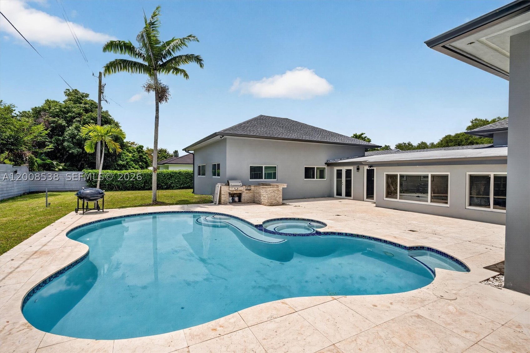 main property photo 50