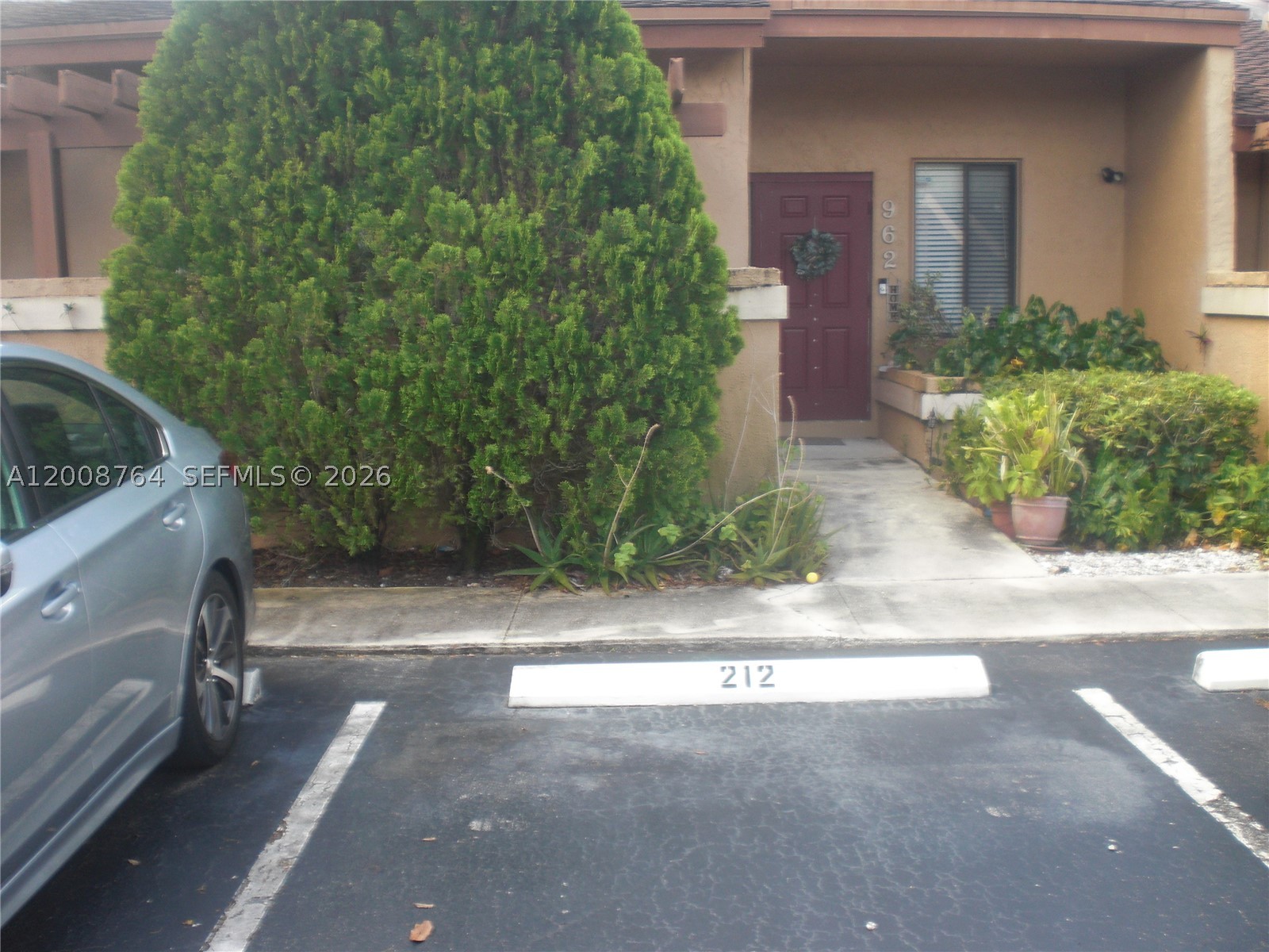main property photo 16