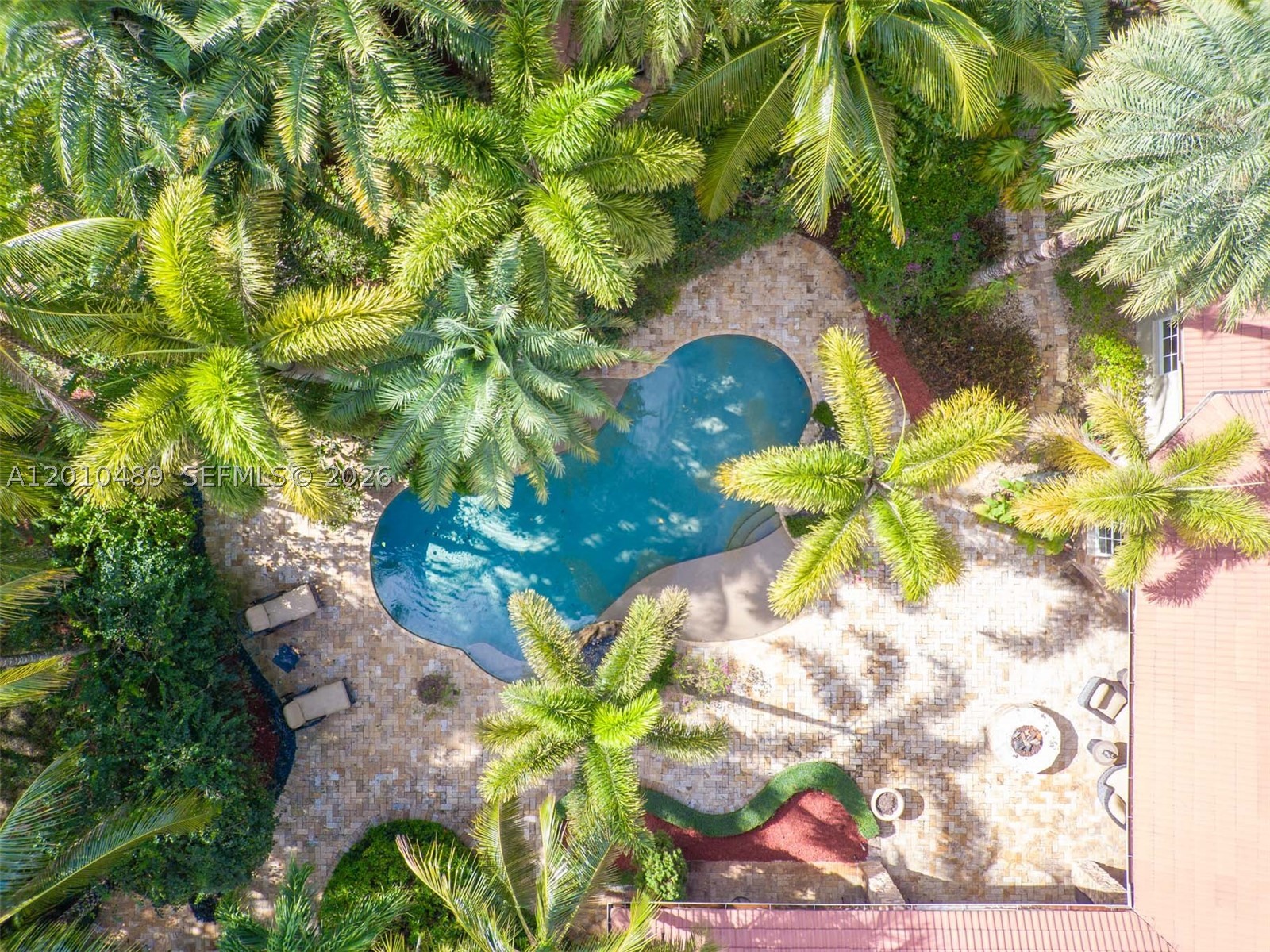 main property photo 45