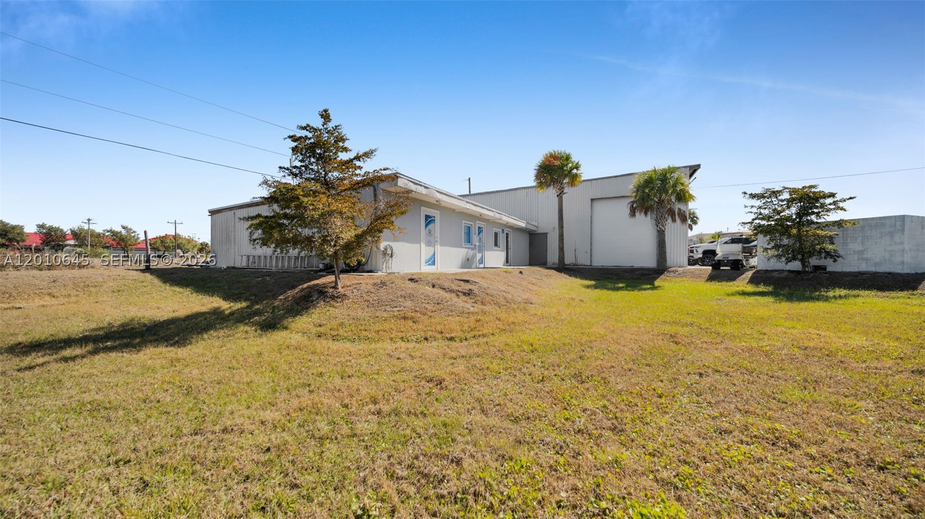 main property photo 36