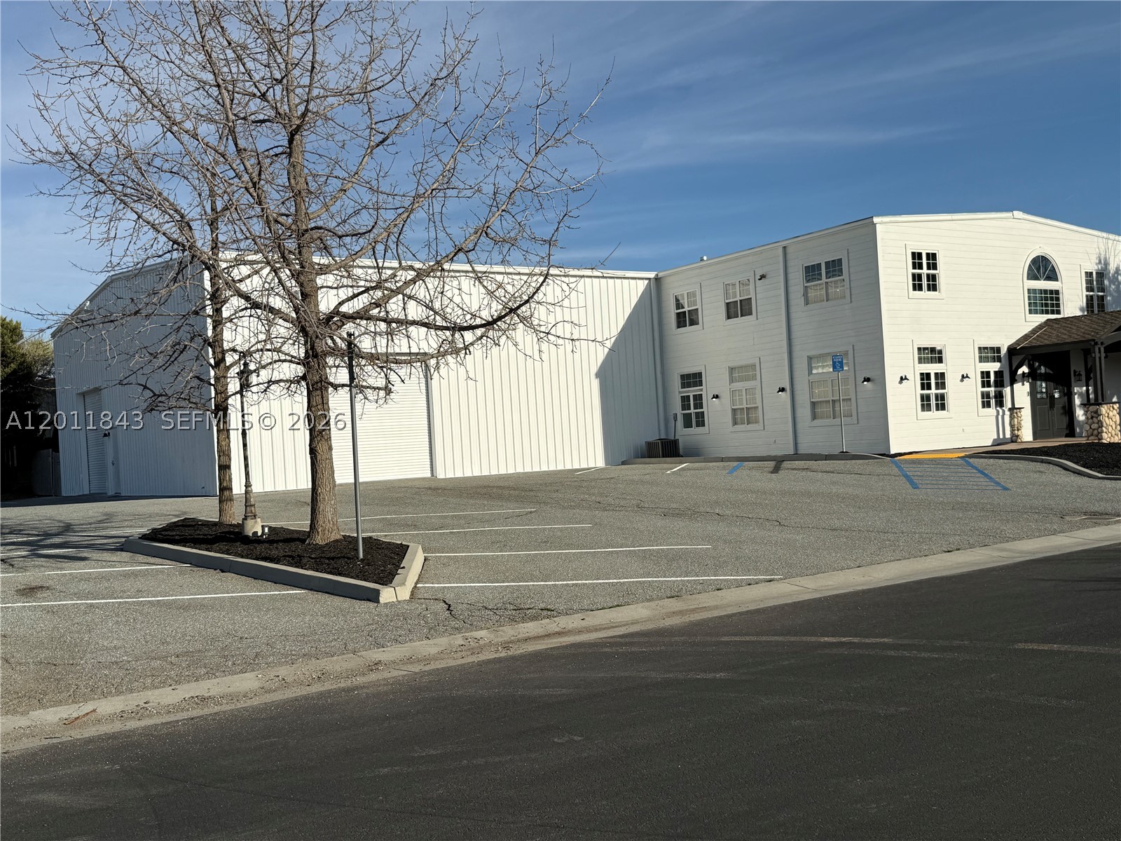 main property photo 47