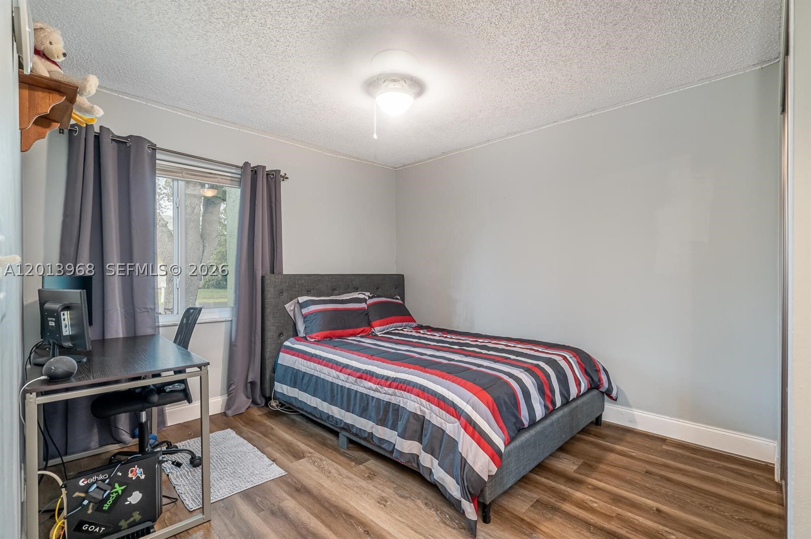 main property photo 15
