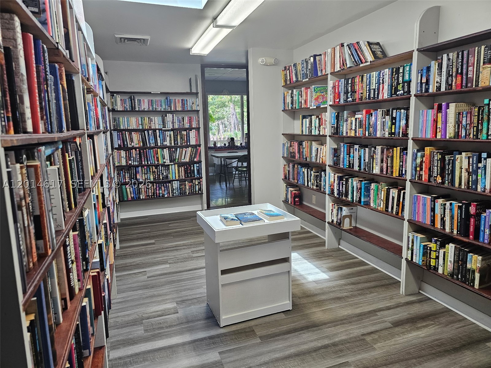 main property photo 34