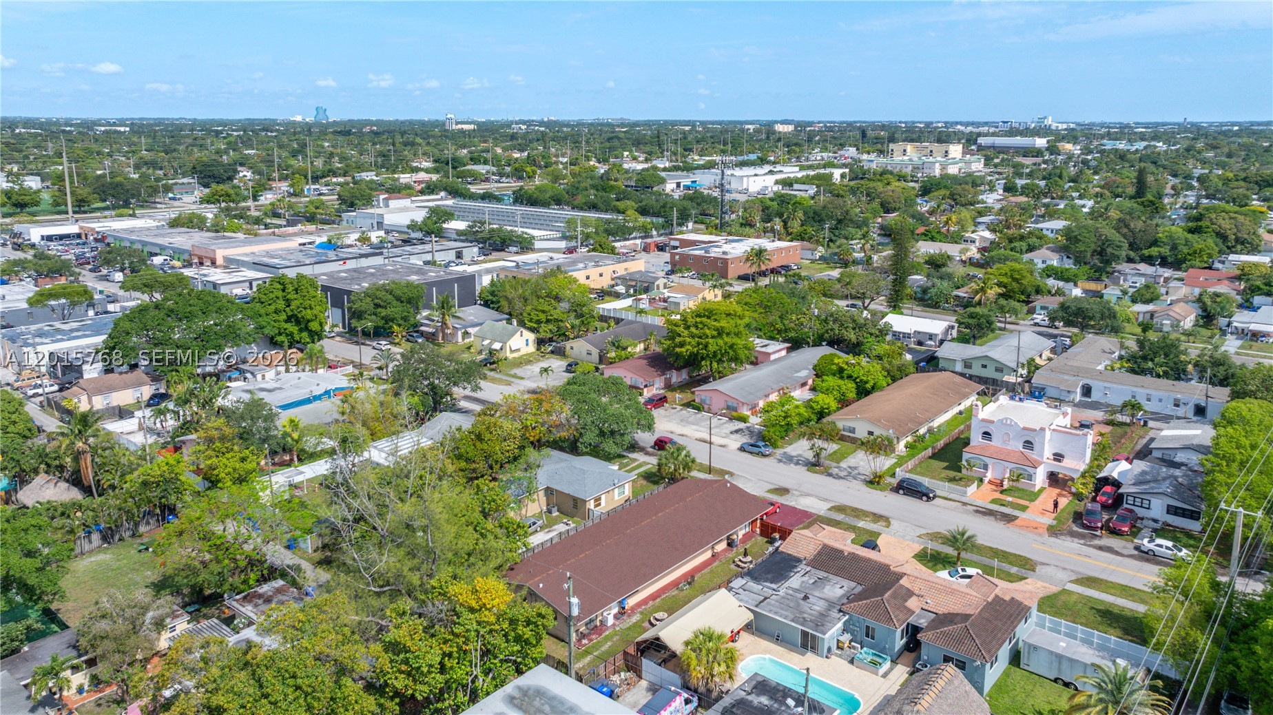 main property photo 32