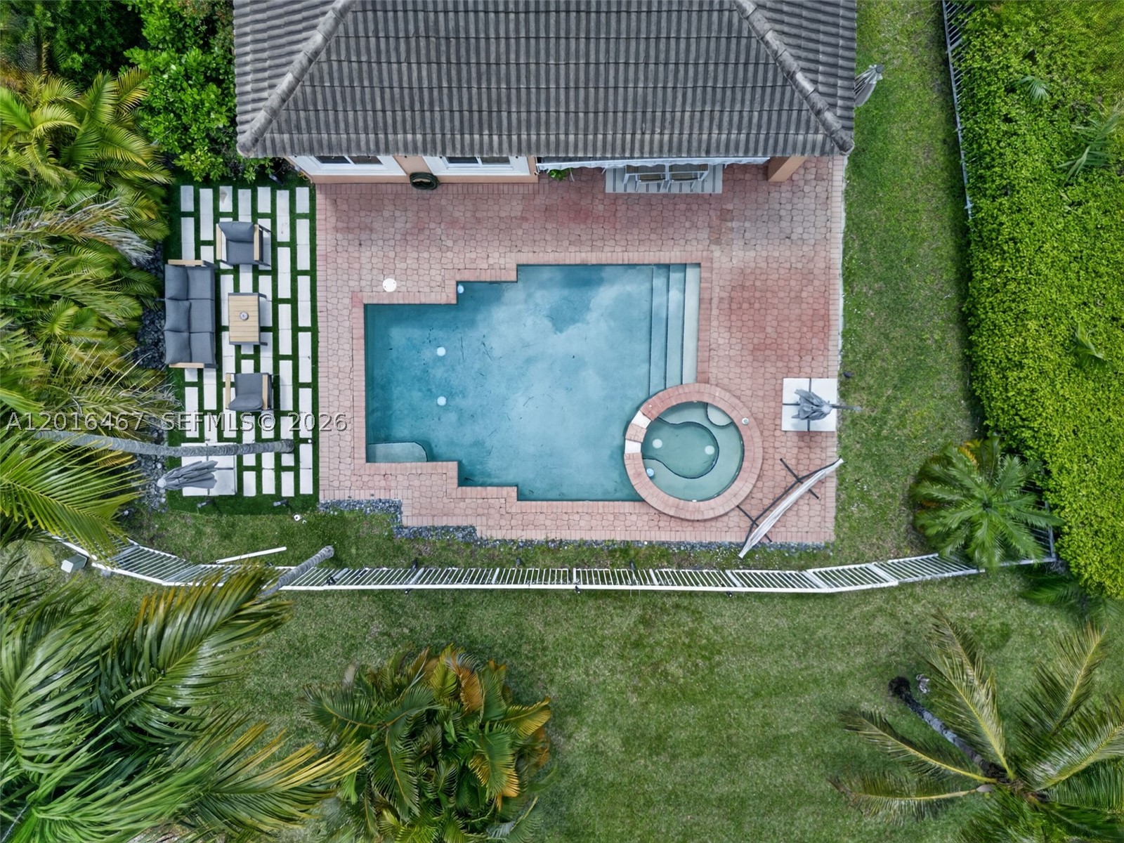 main property photo 76
