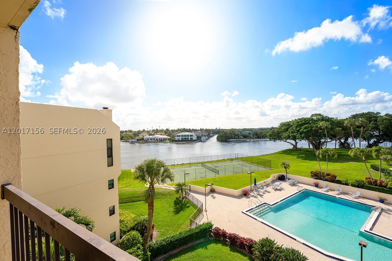 main property photo 16