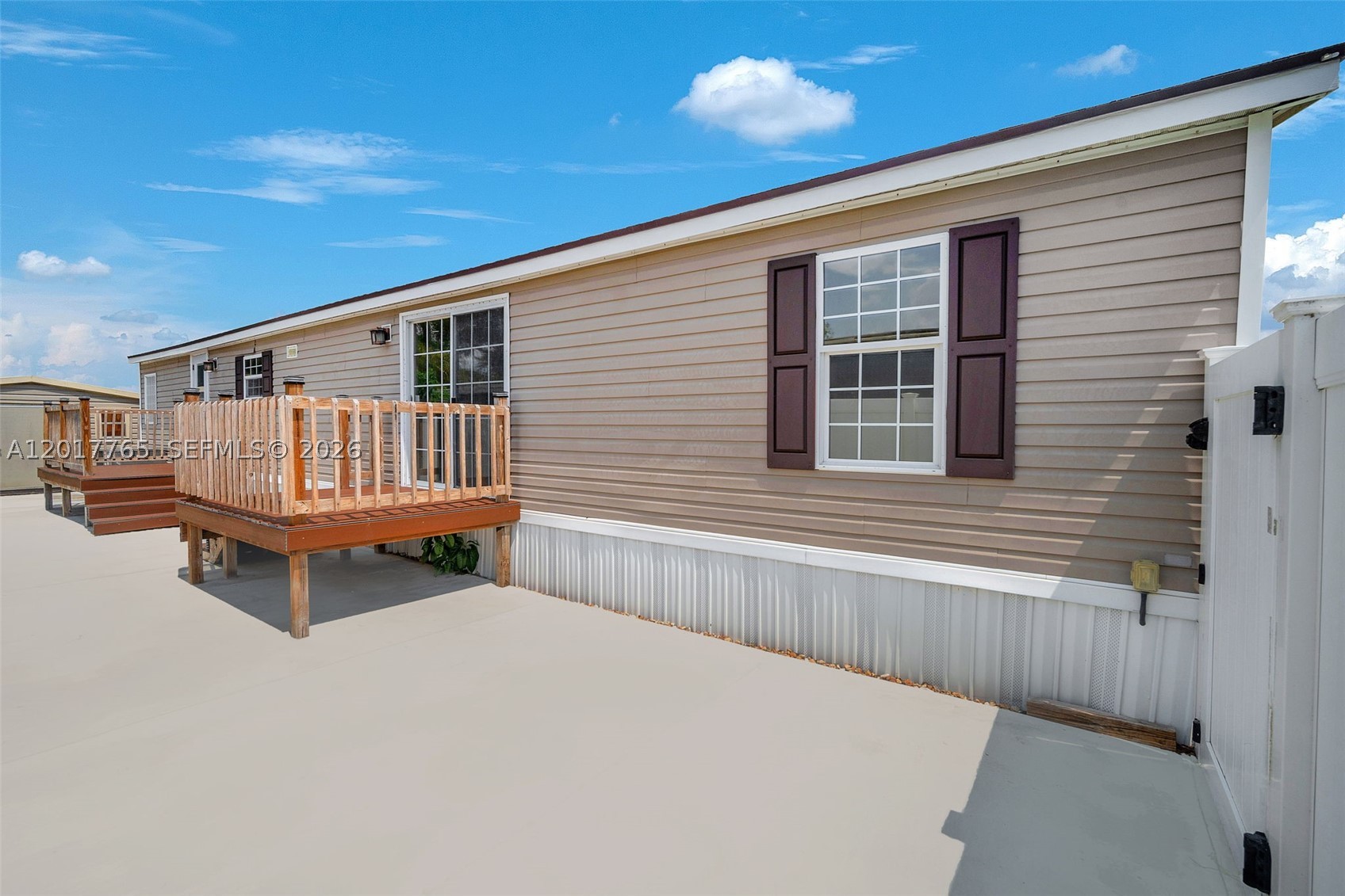 main property photo 24