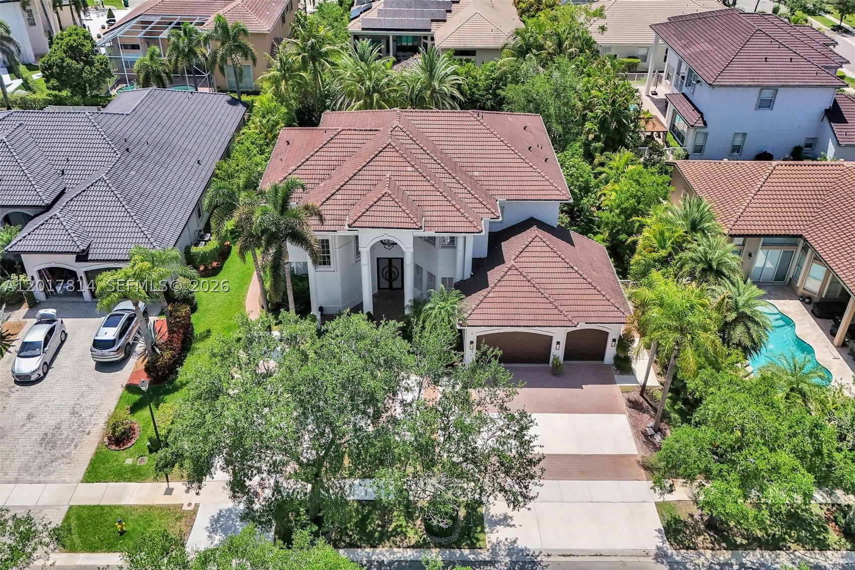 main property photo 2